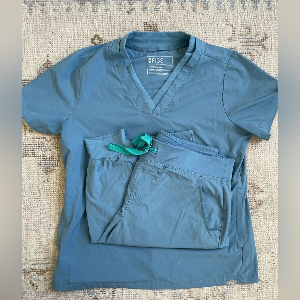 Figs scrub set size medium